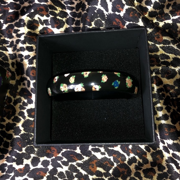 Coach Floral Bracelet - Picture 7 of 13